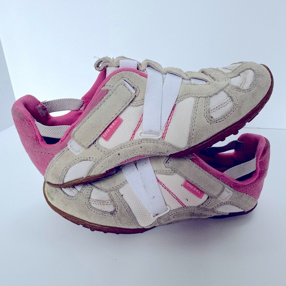 Diesel Sneaker- Slip on, worn once, comfortable, lightweight, & stylish!
